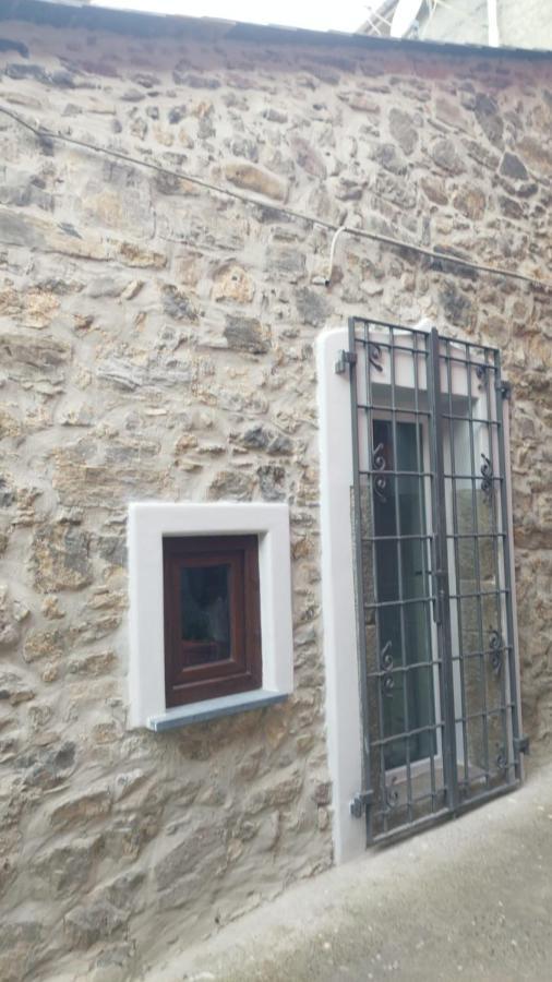 La pietra di Sersa Quaratica Esterno foto